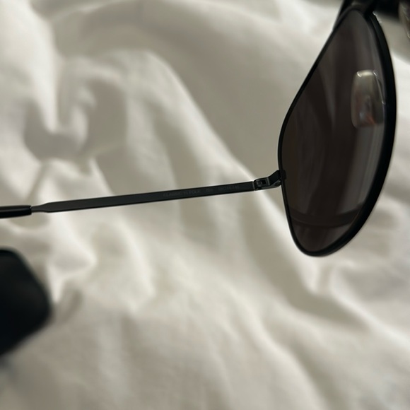 SAINT LAURENT AVIATOR SUNGLASSES - Picture 5 of 5